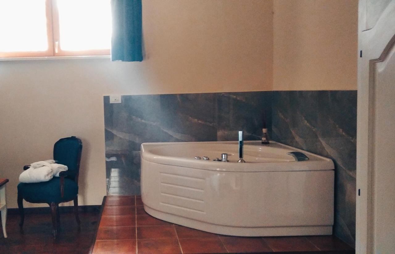 L'Orto Sul Poggio Bed and Breakfast Sutri Buitenkant foto